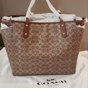 Baby Diaper Bag In Signature Canvas